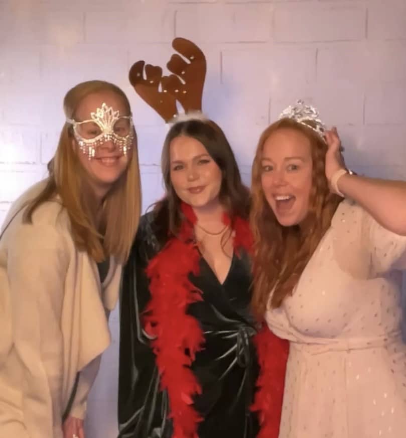 Paula, Erica, Chrissy